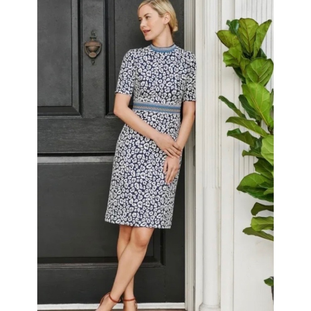 J. McLaughlin Kyrie Dress Geo Cheetah Print Navy Blue Short Sleeve Size 10 NWT